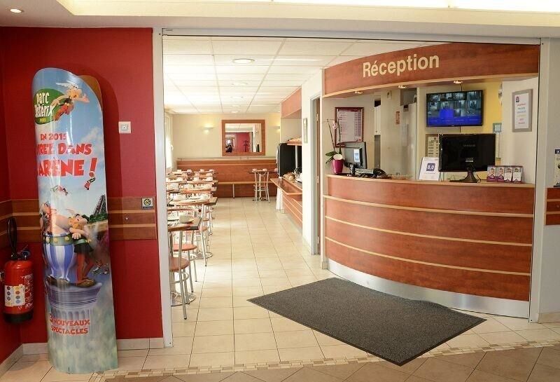 Hotel Akena Aeroport Charles De Gaulle - Saint Witz Exterior photo