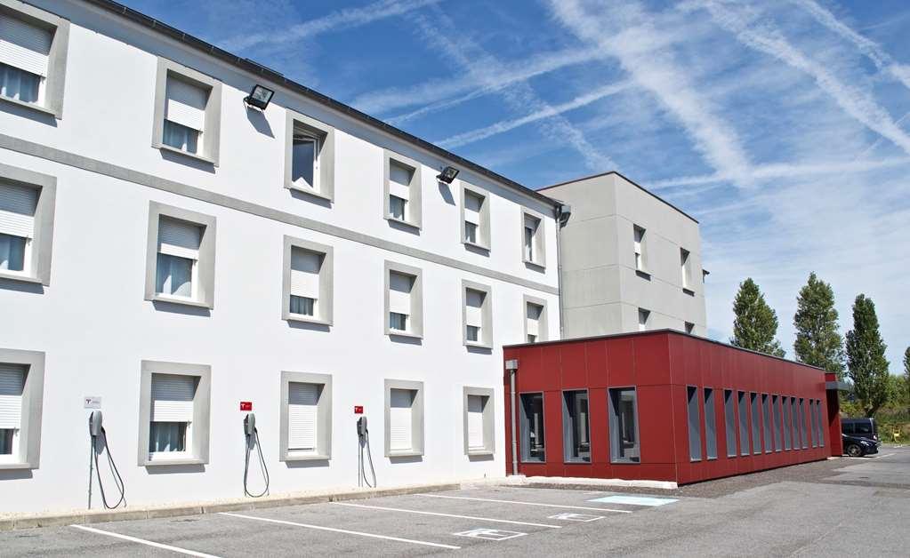 Hotel Akena Aeroport Charles De Gaulle - Saint Witz Exterior photo